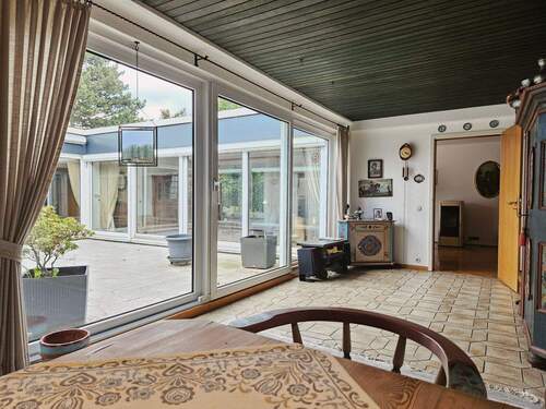 Zimmer 1 - 