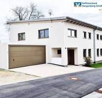 Neubau Doppelhaushälfte mit TerrasseGarten, Doppelgarage - zentrales, nachhaltiges Wohnen in Hengersberg - PROVISIONSFREI!! 1 von 2 bereits verkauft! - Hengersberg b Deggendorf