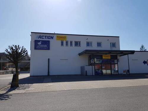 Namhafte Nachbarn - 4 Zimmer Gewerbeobjekt (Büro, Produktion, Verkauf) zur Miete in Parsberg