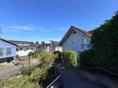Hausansicht - Praktische 4-Zimmer-Wohnung in EttenheimAltdorf * Garage+Stellplatz * Einbauküche * Leerstehend