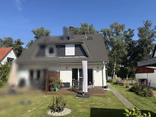 Rückseite - 3 Zimmer Doppelhaushälfte zum Kaufen in Hamburg