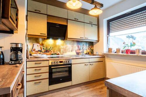 18350 Küche - 6 Zimmer Mehrfamilienhaus, Wohnhaus zum Kaufen in Malberg