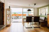 Wohnzimmer, Terrasse 1 - 4 Zimmer Etagenwohnung in Laufen