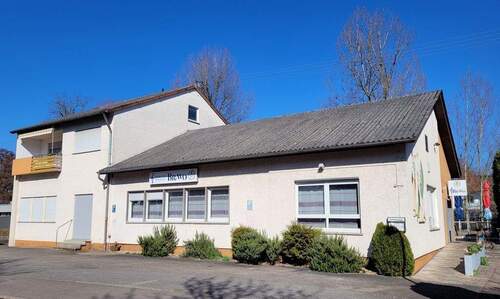 Aussenansicht - Vereinslokal mit Biergarten und Pächterwohnung!