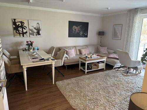 Wohnzimmer 2 - 2 Zimmer Etagenwohnung in Brunsbek