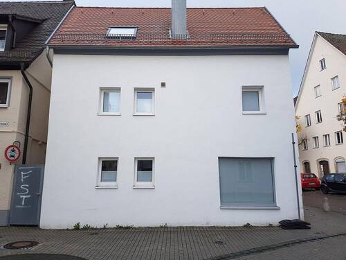 Bild 2 - 6 Zimmer Mehrfamilienhaus, Wohnhaus zum Kaufen in Schwäbisch Gmünd