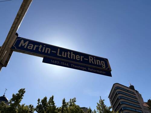 Martin-Luther-Ring - 