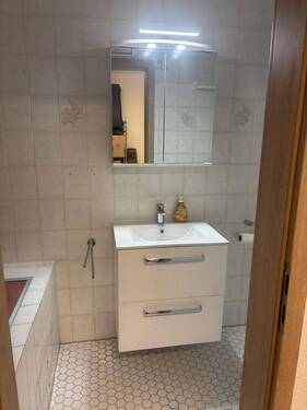 Einliegerwohnung Bad - 