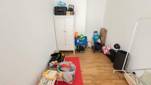 Zimmer 2 - 