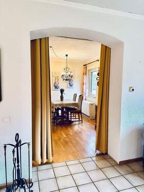 Der Durchgang von Wohnraum zum Esszimmer - 