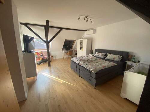 Schlafzimmer DG - 