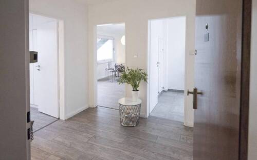 Diele - 2 Zimmer Etagenwohnung in Stein