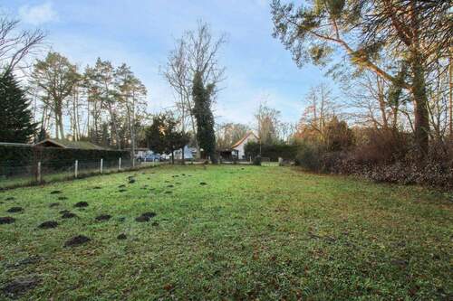 Grundstück von hinten - 