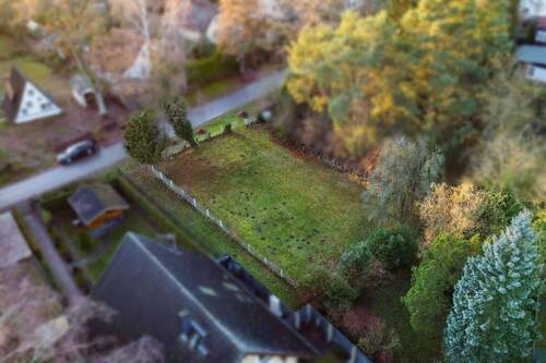 Luftbild von hinten auf das Grundstück - Grundstück zum Kaufen in Wandlitz