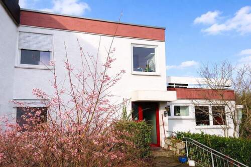 Schön gelegenes Terrassenhaus - Familienfreundliches Terrassenhaus mit Einliegerwohnung