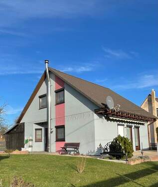 Ansicht2.jpg - Freistehendes EFH mit Terrasse, Garage & neuem Bad (2025) – ruhige Lage MeeraneSchönberg