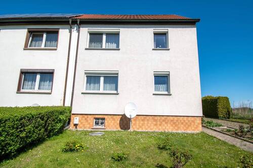 Hausansicht - 5 Zimmer Doppelhaushälfte zum Kaufen in Markkleeberg