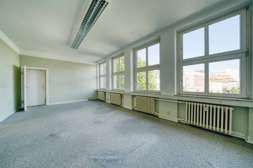 Büro - Büro mit 260,00 m&sup2; in Hildesheim zur Miete