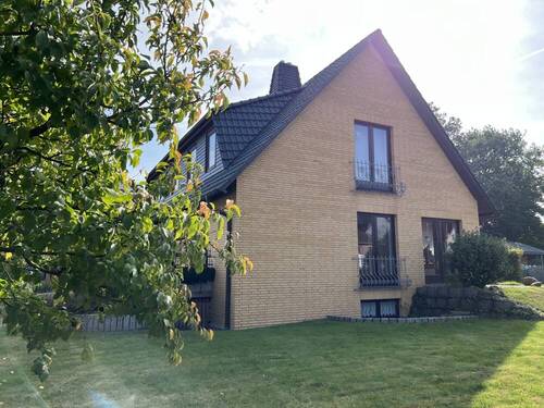 Bild 3 - 7 Zimmer Mehrfamilienhaus, Wohnhaus in Beckedorf