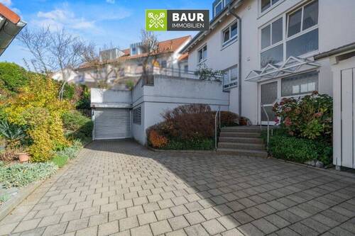 Eingang und Zufahrt zur Tiefgareage - 2 Zimmer Etagenwohnung in Bad Waldsee