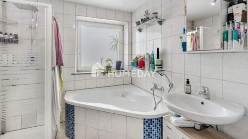 EG Badezimmer 1 - 