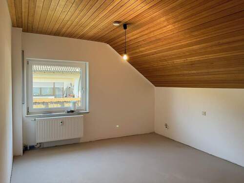 Arbeits- oder Kinderzimmer - 