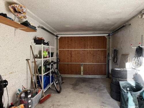 Garage - 