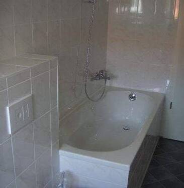 Wannenbad - 3 Zimmer Etagenwohnung in München