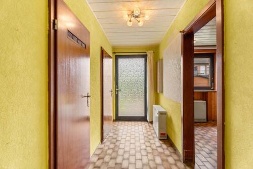Eingangsbereich - 5 Zimmer Reihenendhaus zum Kaufen in Niederzier