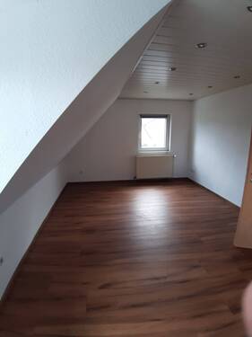DG - Schlafzimmer Hs.-Nr. 4a - 
