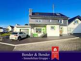 www.bender-immobilien.de - Fantastisches Gartenparadies mit Koi-Teich - hochwertig renoviertes Einfamilienhaus mit PV!
