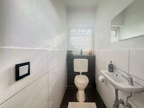 EG Gäste-WC Anbau - 