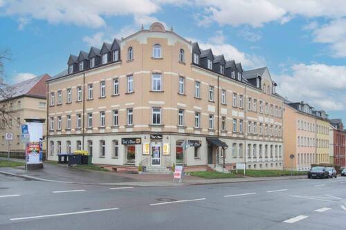 Straßenansicht - Bezugsfreie 4-Zi.-Maisonettewohnung mit Entwicklungspotenzial in urbaner Lage von Chemnitz-Kappel