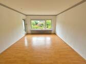 Wohnzimmer - 2 Zimmer Reihenendhaus zum Kaufen in Oldenburg (Oldb)