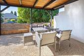 zur überdachten Terrasse - 