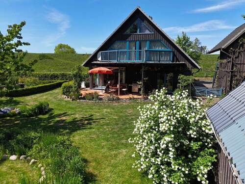 Blick vom Garten - 6 Zimmer Einfamilienhaus zum Kaufen in Bahrenfleth