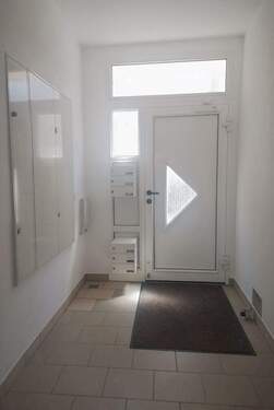 Hausflur.jpeg - 2 Zimmer Etagenwohnung zur Miete in Meerane