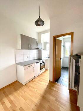 EBK.jpeg - 2 Zimmer Etagenwohnung in Meerane