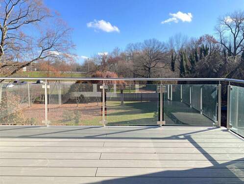 Balkon mit grünem Blick - 4 Zimmer Etagenwohnung in Leipzig