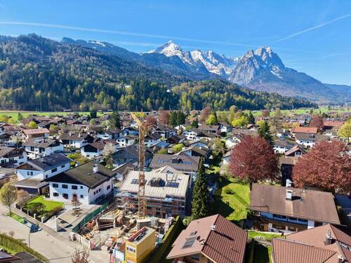 Hausansicht - 2 Zimmer Etagenwohnung zum Kaufen in Garmisch-Partenkirchen