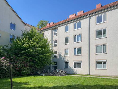 Außenansicht Hauseingang - 3 Zimmer Etagenwohnung in Oldenburg (Oldb)