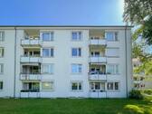 Außenansicht Gebäude - Etagenwohnung mit 61,30 m&sup2; in Oldenburg (Oldb) zum Kaufen