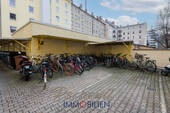 Fahrradplätze im Innenhof - 