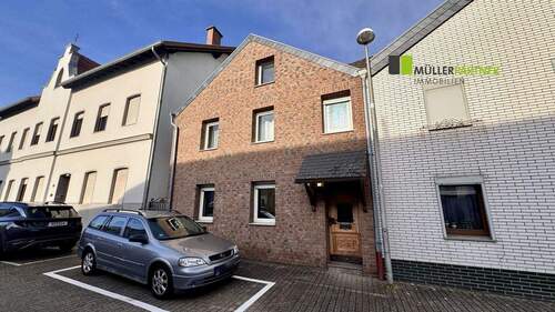 Vorderansicht - Einfamilienhaus mit 87,20 m&sup2; in Eschweiler zum Kaufen