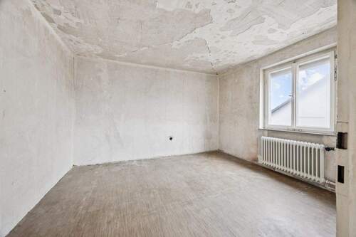 Schlafzimmer - 4 Zimmer Etagenwohnung zum Kaufen in Asperg