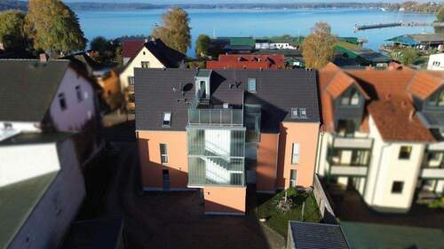 Luftbild - 2 Zimmer Etagenwohnung zum Kaufen in Waren (Müritz)