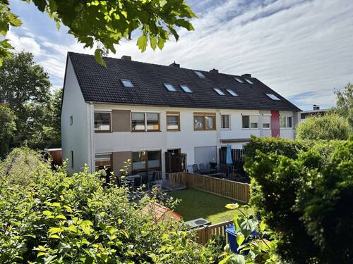 Außenansicht 1 - Gepflegtes Reihenendehaus am Hexenbruch