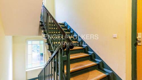 Treppenhaus - Einfamilienhaus in Berlin