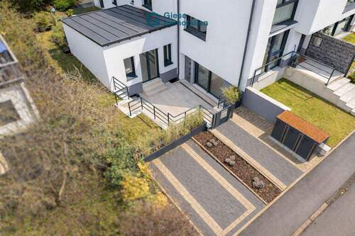 Außenbild Terrasse - 2 Zimmer Etagenwohnung in Stuttgart