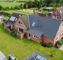 Zwei Häuser direkt an der Nordsee mit Blick auf den Deich - Dornum / Westeraccumersiel Dornumersiel